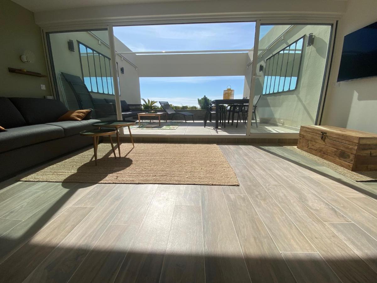 Superbe T2 44M2 - Grande Terrasse Vue Mer Panoramique Exceptionnelle Piscine - Parking Bandol Eksteriør bilde
