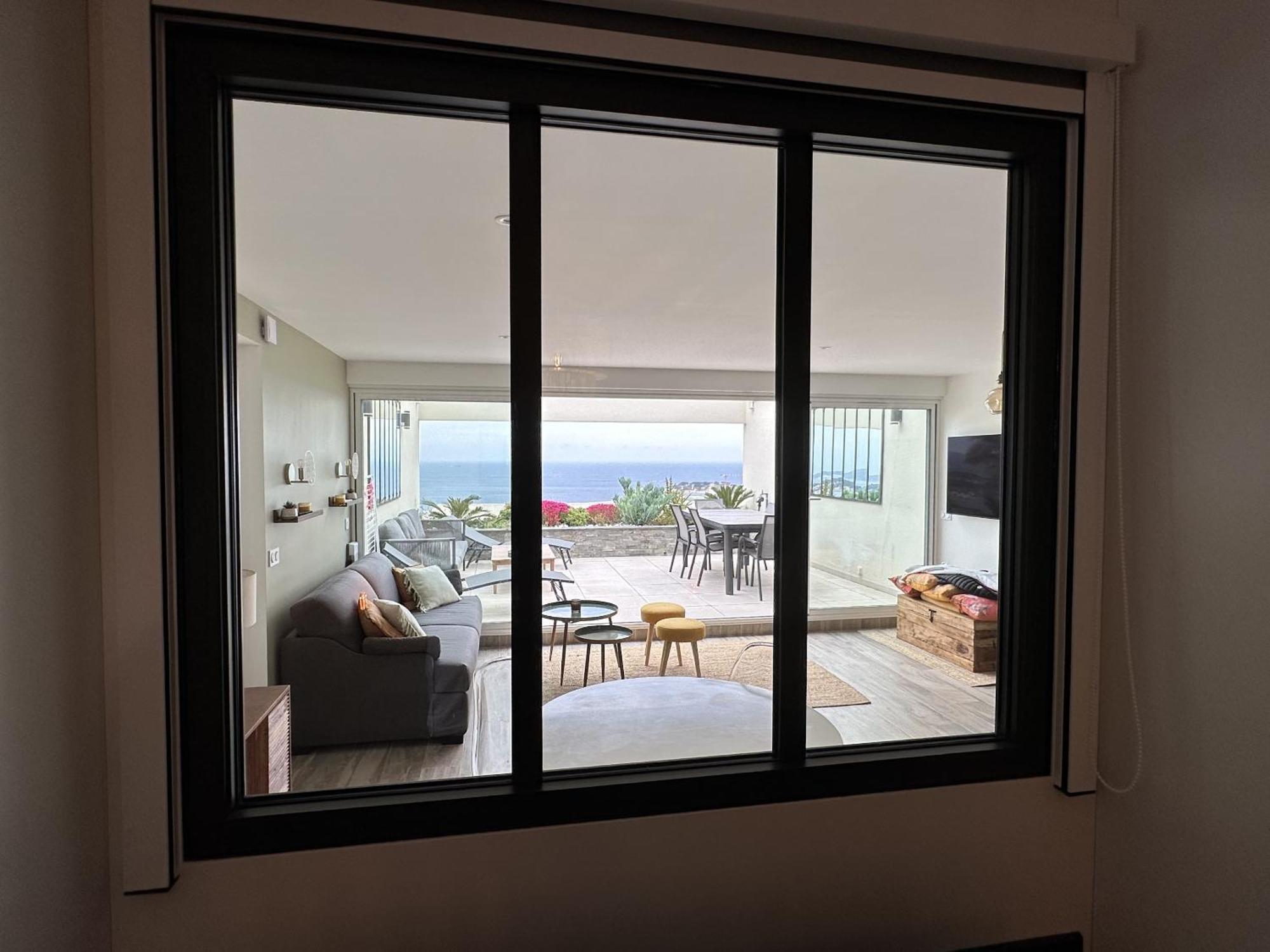 Superbe T2 44M2 - Grande Terrasse Vue Mer Panoramique Exceptionnelle Piscine - Parking Bandol Eksteriør bilde